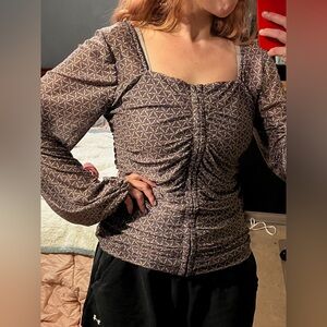 NWT L Gimmicks floral long sleeve top